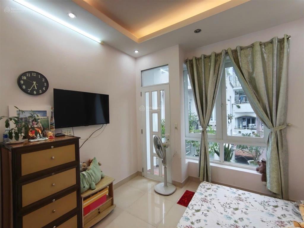 Lê văn sỹ, phú nhuận 58m2 x 2 tầng btct 3pn sổ vuông đẹp đang cho thuê 13 triệu/tháng đầu tư tốt