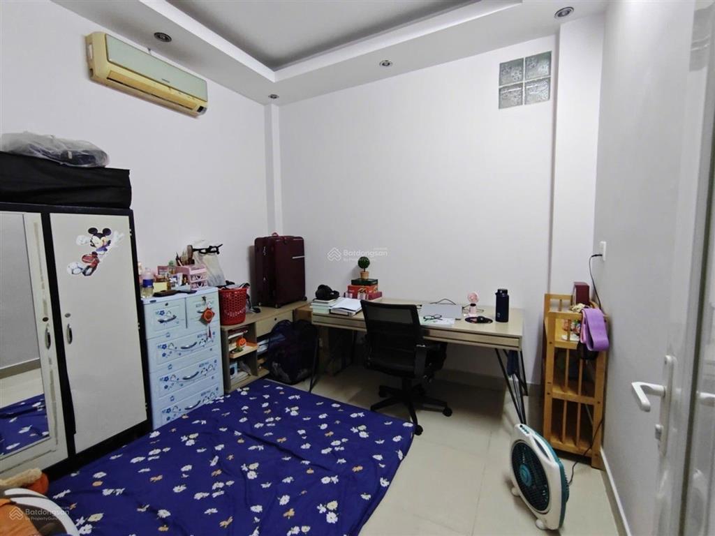 Lê văn sỹ, phú nhuận 58m2 x 2 tầng btct 3pn sổ vuông đẹp đang cho thuê 13 triệu/tháng đầu tư tốt
