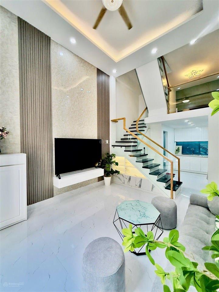 80m ra mặt tiền nguyễn trọng tuyển  nhà mới đẹp nội thất xinh xắn 3 phòng ngủ  ở ngay