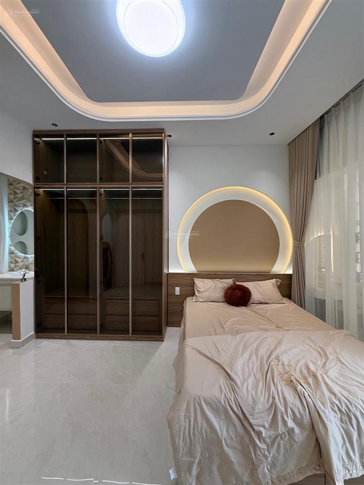 Siêu phẩm  vị trí kd đắc địa nguyễn thanh tuyền  70m2  5 tầng btct  10pn  nhinh11t