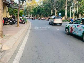Mặt đường 8m kinh doanh sầm uất bên hông chợ tân bình, lý thường kiệt, lạc long quân, 76 m2 x 5tầng