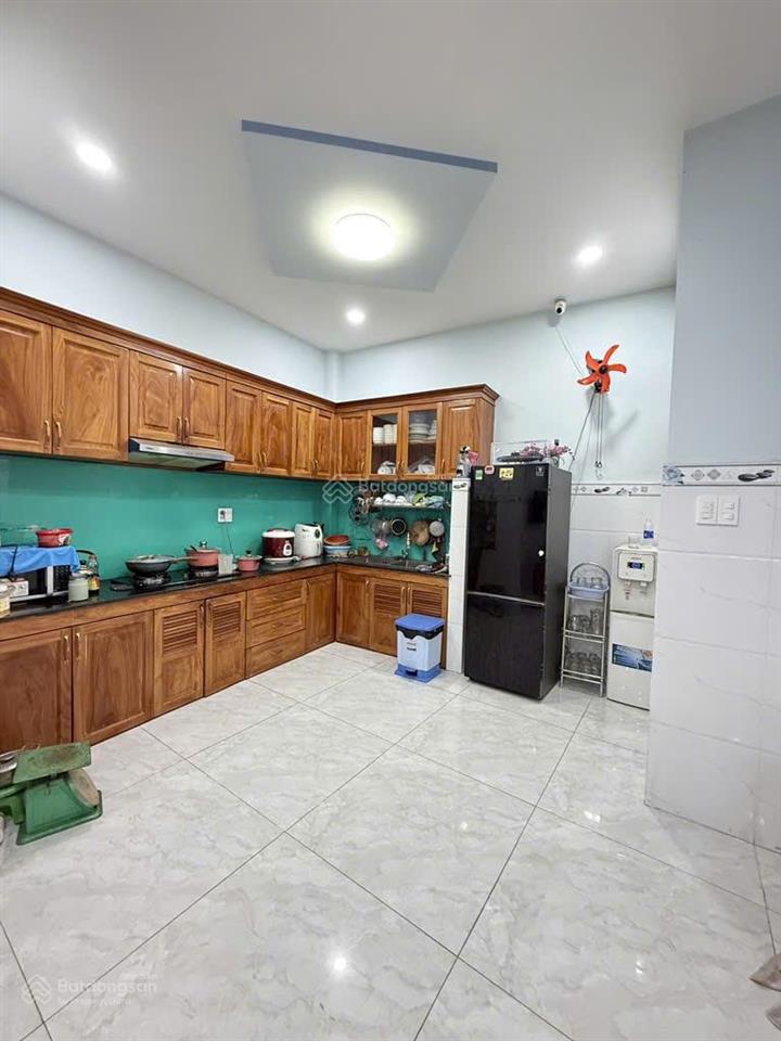 Ngang 5,8m x dài 17m ngay bảy hiền, lạc long quân, kế bên chợ tân bình, nhà đẹp, chỉ 8 tỷ 100