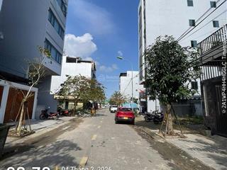 Chính chủ bán lô đất mặt tiền hoà minh 28.diện tích 108.5m ngang 5m lô sạch sẻ phù hợp xây căn hộ