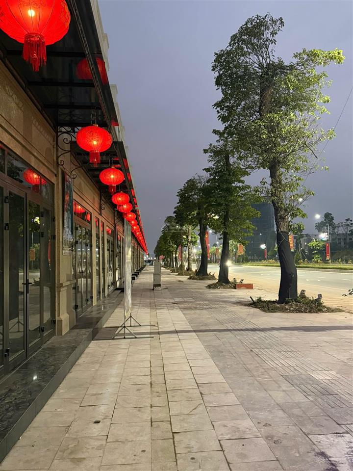 Shophouse trục 42m quảng trường vạn xuân phổ yên