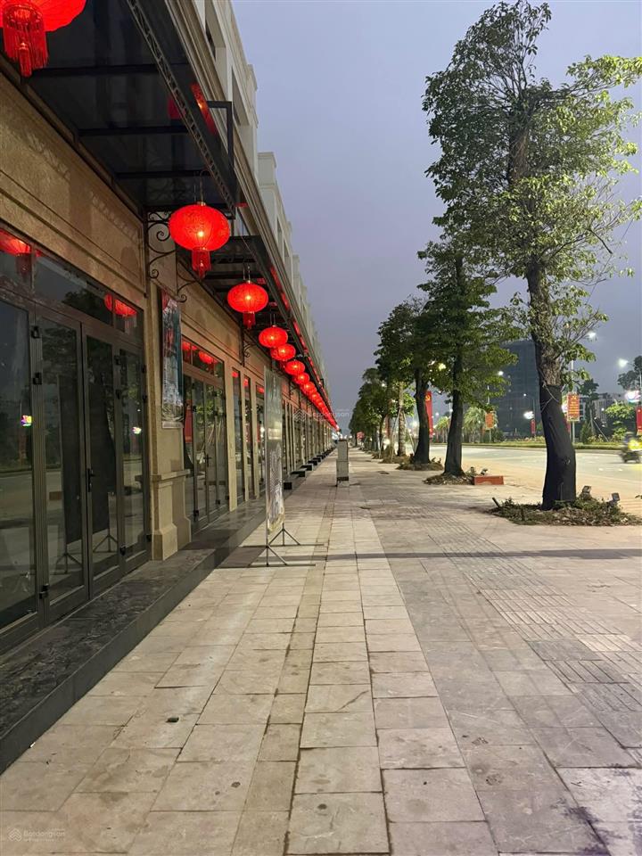 Shophouse trục 42m quảng trường vạn xuân phổ yên