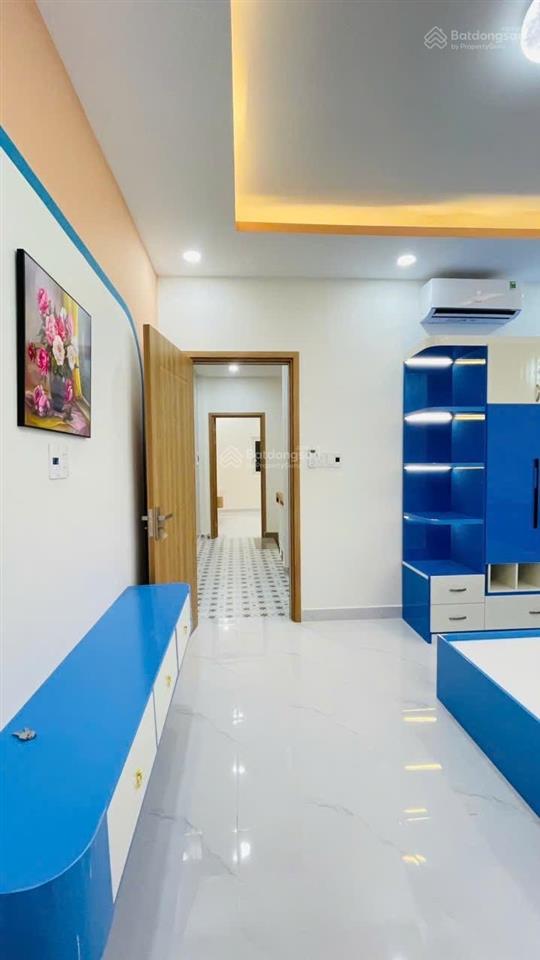 Kênh tân hóa tân phúnhà 2 tầng dt 48m hẻm xe hơi đỗ cửa  nhà mới tinh 5.x tỷ