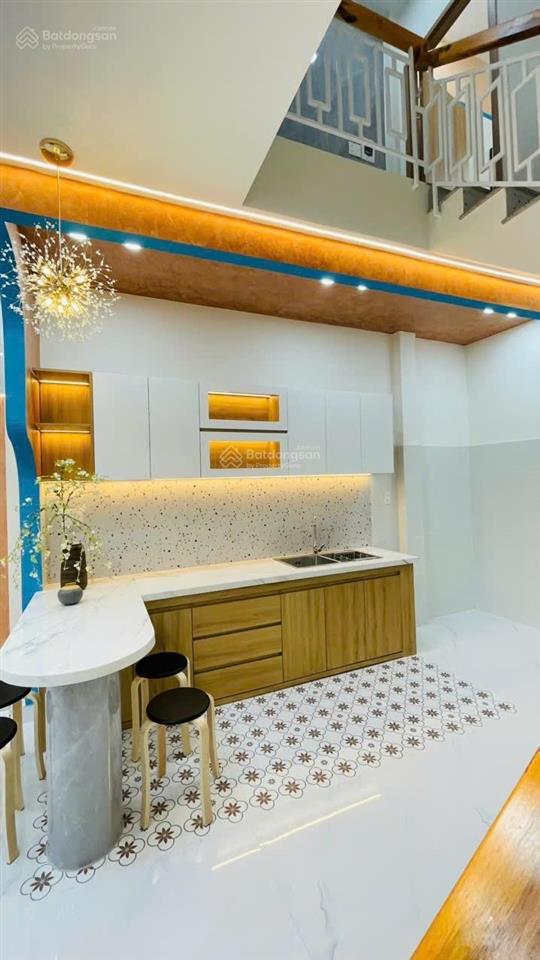 Kênh tân hóa tân phúnhà 2 tầng dt 48m hẻm xe hơi đỗ cửa  nhà mới tinh 5.x tỷ