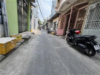 Bán nhà hẻm xe hơi  gần ngay khu celadon city  4x8m  2 lầu  4 phòng ngủ  giá chỉ 5.x tỷ