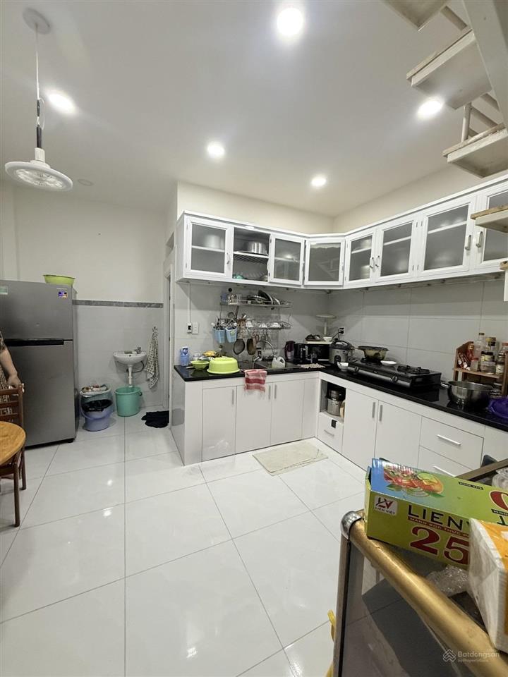 Nhà hxh  sát mặt tiền lê trọng tấn  kế đh công thương  62m²  2pn2wc  giá nhỉnh 5 tỷ