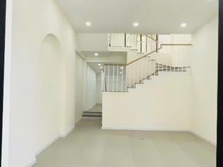 Bán nhà mặt tiền đường lê lai  mỹ hải (cũ)  gần biển, vị trí đẹp