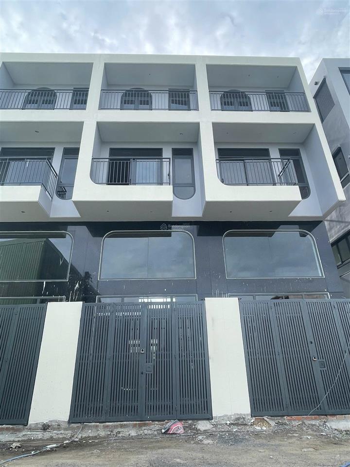Bán nhà 57.6m² ngô chí quốc, thủ đức, sân ô tô, giá 4tỷ85, ngay kcx linh trung 2, sau lưng chợ, shr