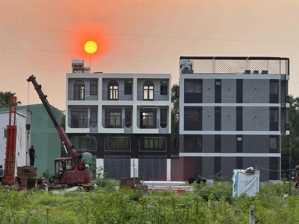 Bán nhà 57.6m² ngô chí quốc, thủ đức, sân ô tô, giá 4tỷ85, ngay kcx linh trung 2, sau lưng chợ, shr