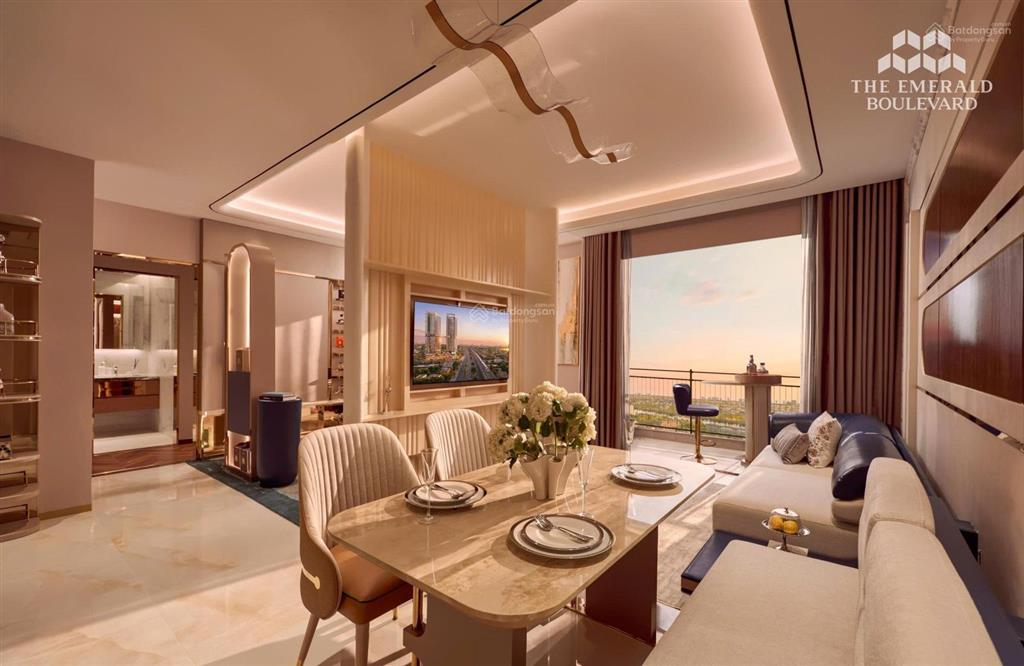 Thanh toán 30% nhận nhà mặt tiền ql13 liền kề bình triệu, mỗi tháng tt 0,5%. emerald boulevard