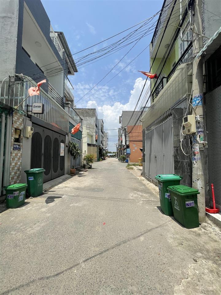 Bán đất ngô chí quốc thành phố thủ đức 56m2  kdc hiện hữu giá 3 tỷ 6 đường 6m xây dựng tư do, shr