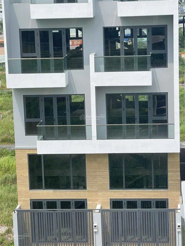 Bán nhà riêng tại ngô chí quốc, 4,85 tỷ, 58 m2 shr, đường ô tô tránh nhau, gần vành đai 2