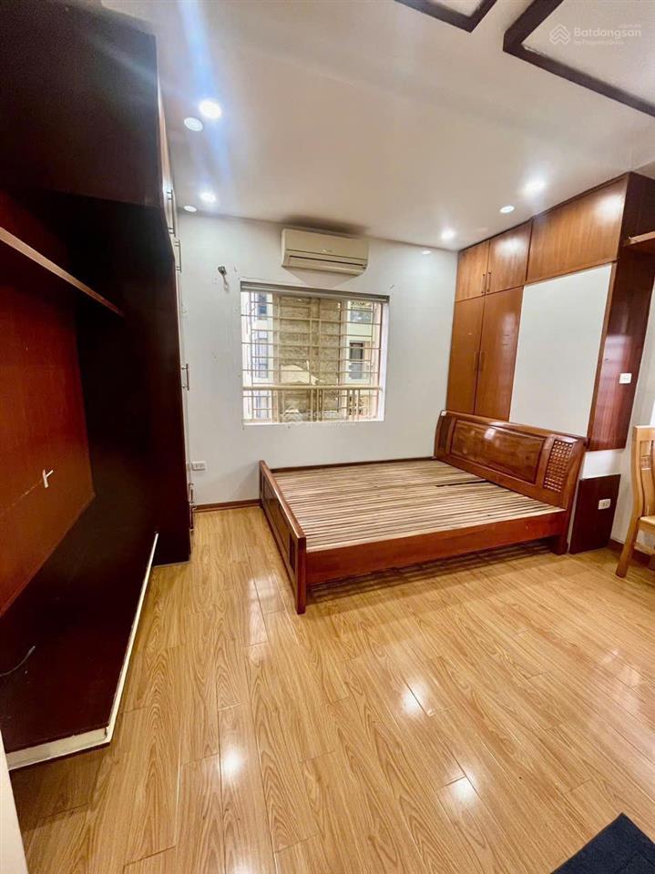 Cho thuê căn góc 80m2 hàng hiếm ở yên hòa | 2pn, 2wc  full nội thất  4 mặt thoáng  0913 039 ***