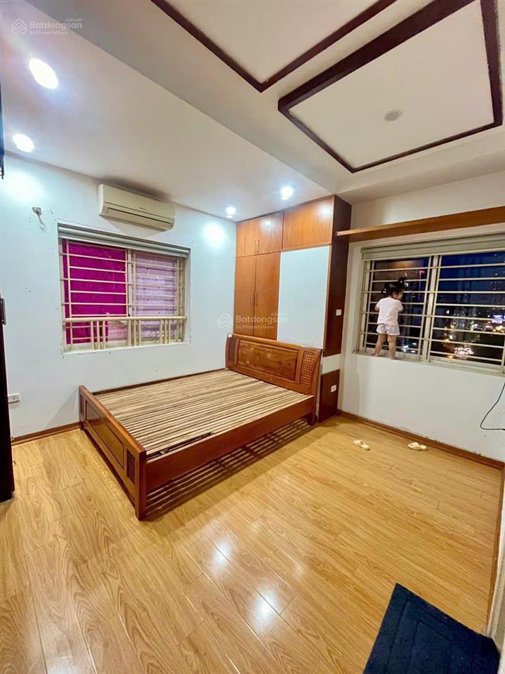 Cho thuê căn góc 80m2 hàng hiếm ở yên hòa | 2pn, 2wc  full nội thất  4 mặt thoáng  0913 039 ***