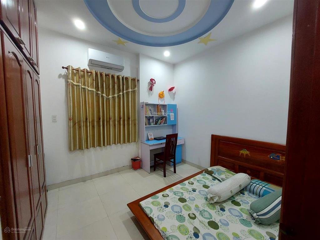 Cho thuê nhà riêng 240m², 10 triệu vnd, khu đô thị mới hưng phú  cần thơ, 4pn, 3wc hot!