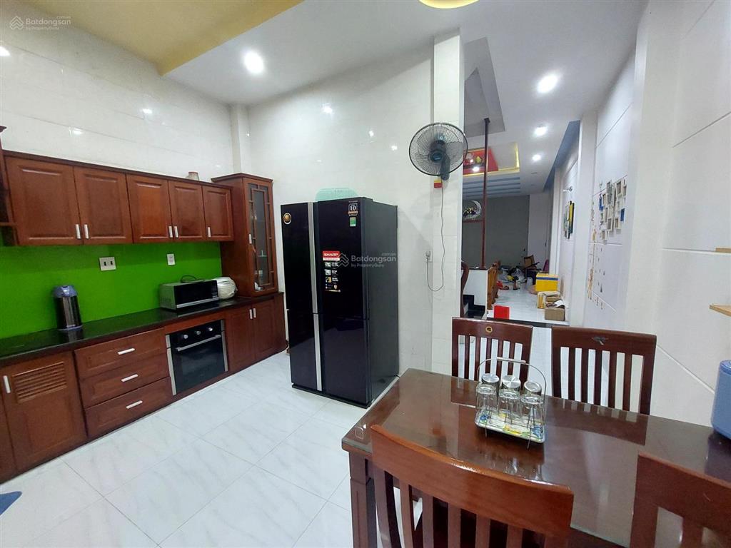 Cho thuê nhà riêng 240m², 10 triệu vnd, khu đô thị mới hưng phú  cần thơ, 4pn, 3wc hot!