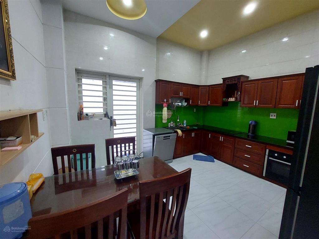 Cho thuê nhà riêng 240m², 10 triệu vnd, khu đô thị mới hưng phú  cần thơ, 4pn, 3wc hot!
