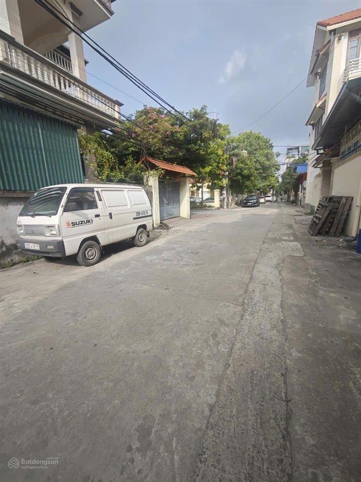 Chính chủ bán mảnh đất 84m2, tại thôn 1 đông mỹ, thanh trì, đường thông ô tô vào đất, giá 5,3 tỷ