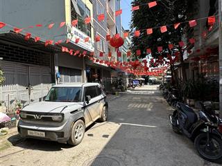 Nhà riêng 795, khu đô thị mới văn phú, 11,5 tỷ, 52,6m2, hàng hiếm tại uy tín