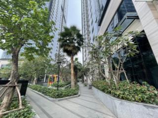 Cho thuê shophouse  vinhome golden river (ba son)