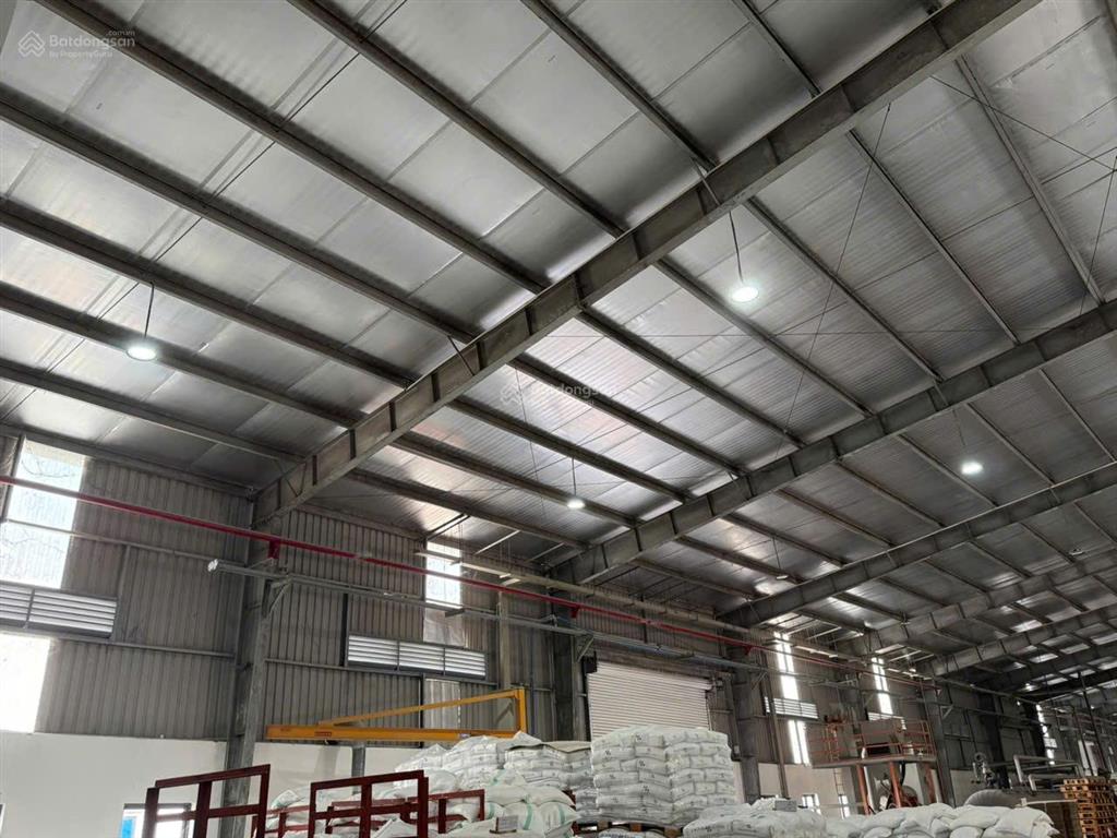 Cho thuê xưởng + văn phòng kcn mỹ xuân b1 1.240m2