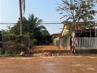 Mặt tiền kinh doanh 10.5m  sát ql14b, gần hoà khương