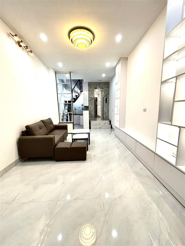 Chỉ 9.8tỷ nhà ngọc khánh (ba đình) 5tầng thang máy  35m2  cam kết 100% không quy hoạch  mới tinh