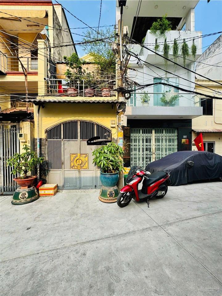 Bán gấp nhà riêng tại nguyễn quý anh, 4,6 tỷ, 46m2, 2pn, 2wc, 2 tầng