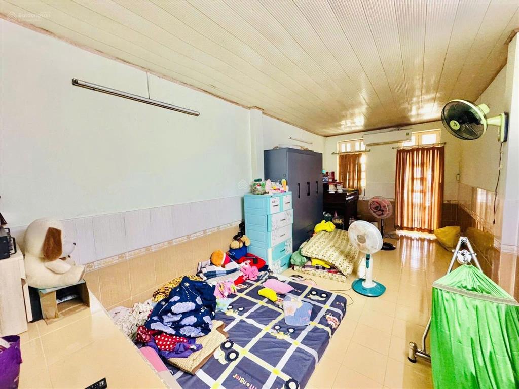 Bán gấp nhà riêng tại nguyễn quý anh, 4,6 tỷ, 46m2, 2pn, 2wc, 2 tầng