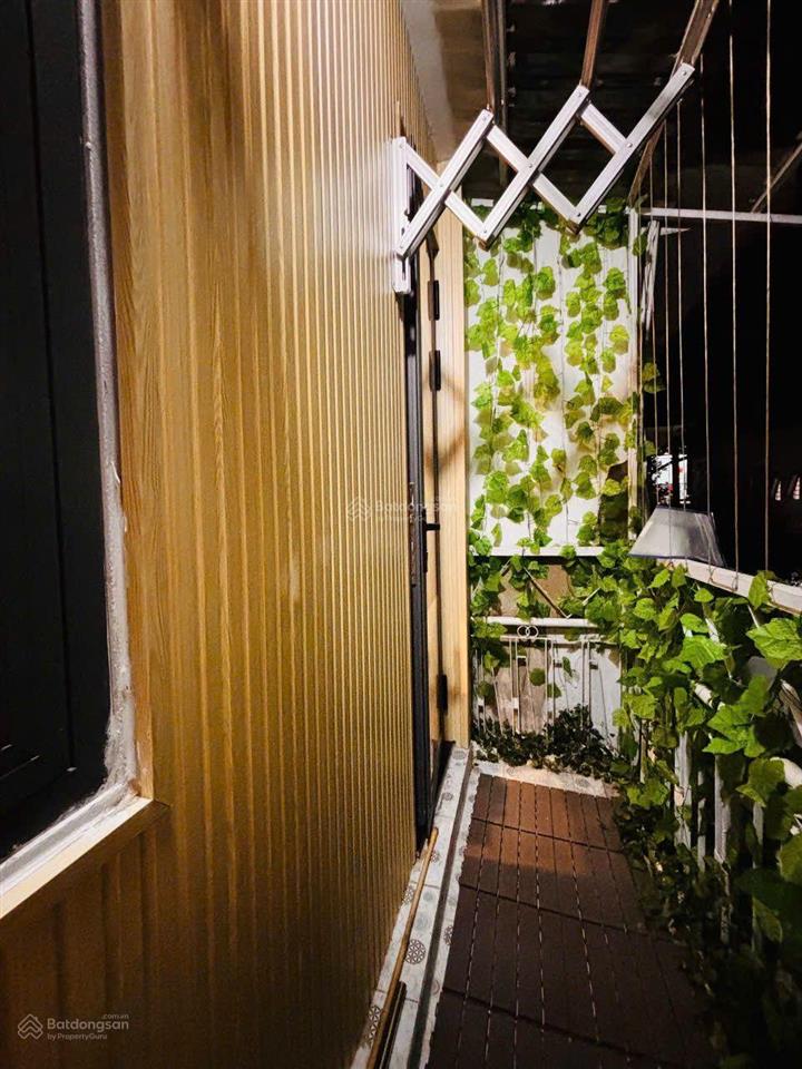 Bán nhà riêng hxh tại trường chinh , tân phú, tặng full nội thất