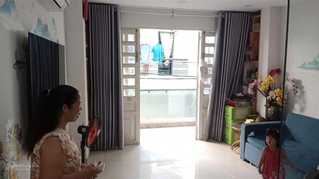 Nhà riêng chỉ 4,8 tỷ ở ni sư huỳnh liên, p 10, q.tân bình, hàng hiếm tại giá tốt