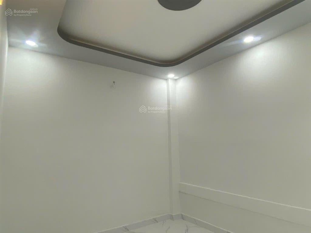 Bán nr hẻm xe hơi 6m tại đường số 18, giá chỉ 4,2 tỷ, mặt tiền rộng 4.1m hàng hot uy tín