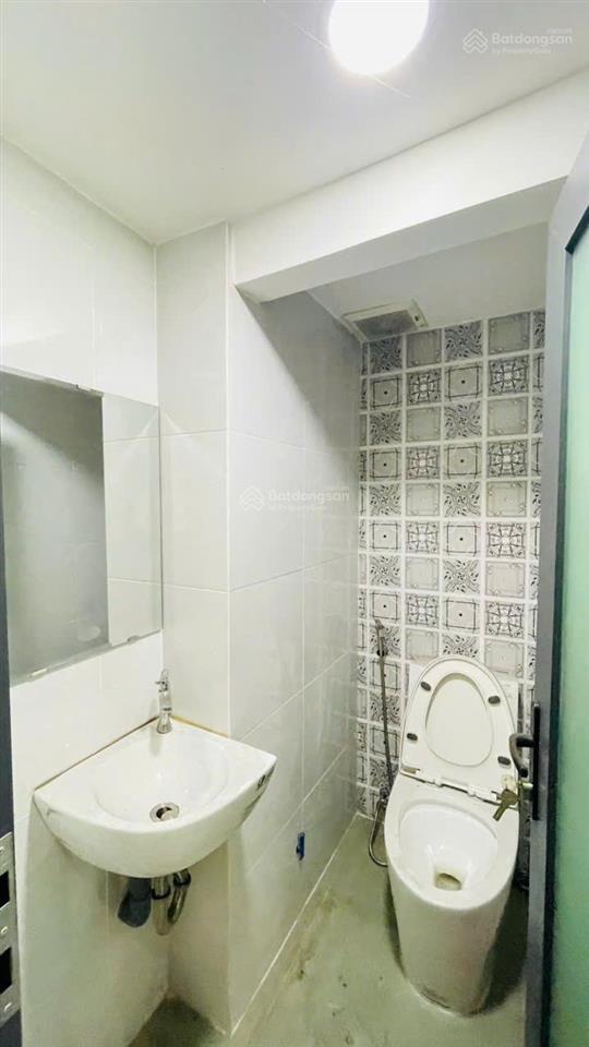 Cần bán nhà mặt tiền phạm phú thứ  tân bình