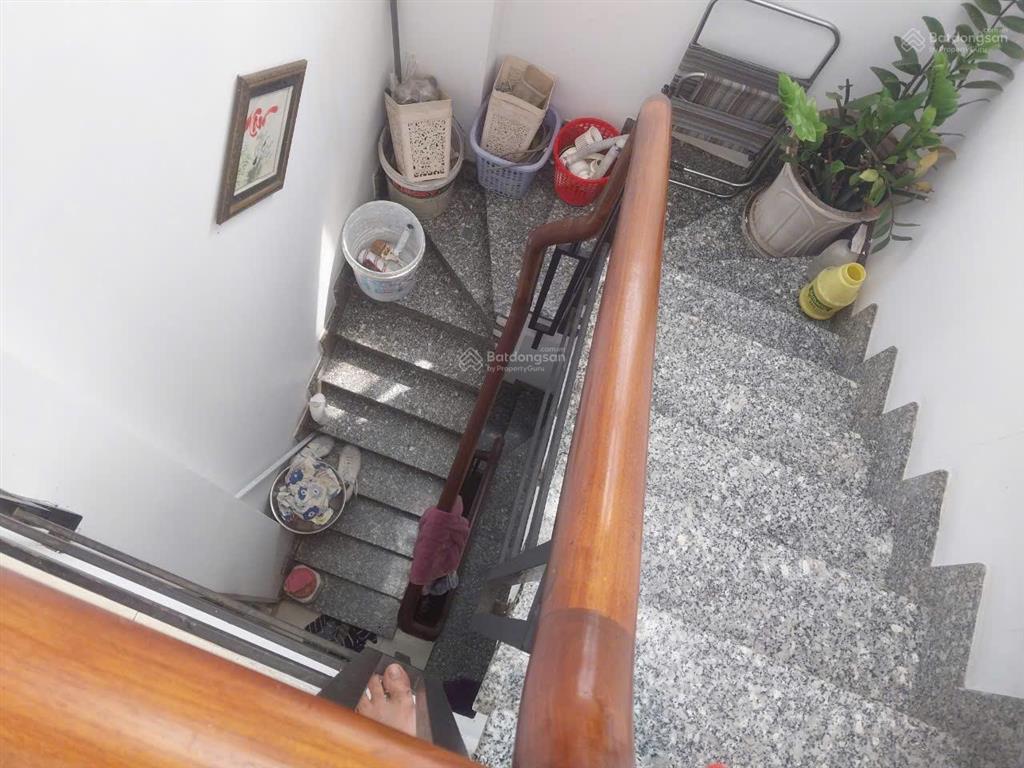 Bán nhà mặt tiền nguyễn đình khơi tân bình