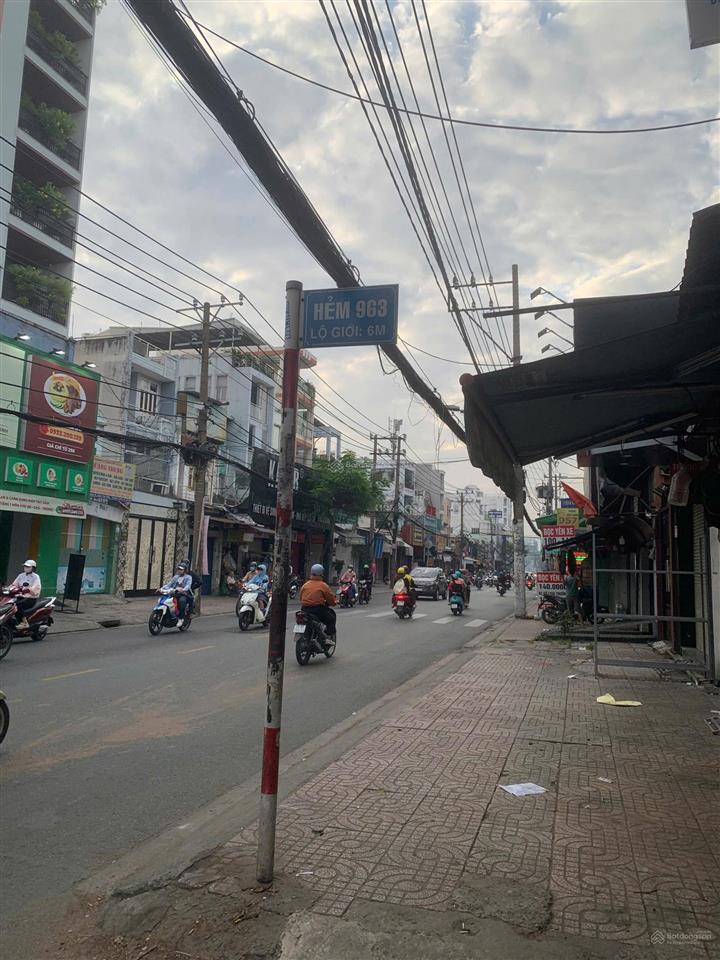 Cần bán nhà hẻm 6m đường âu cơ