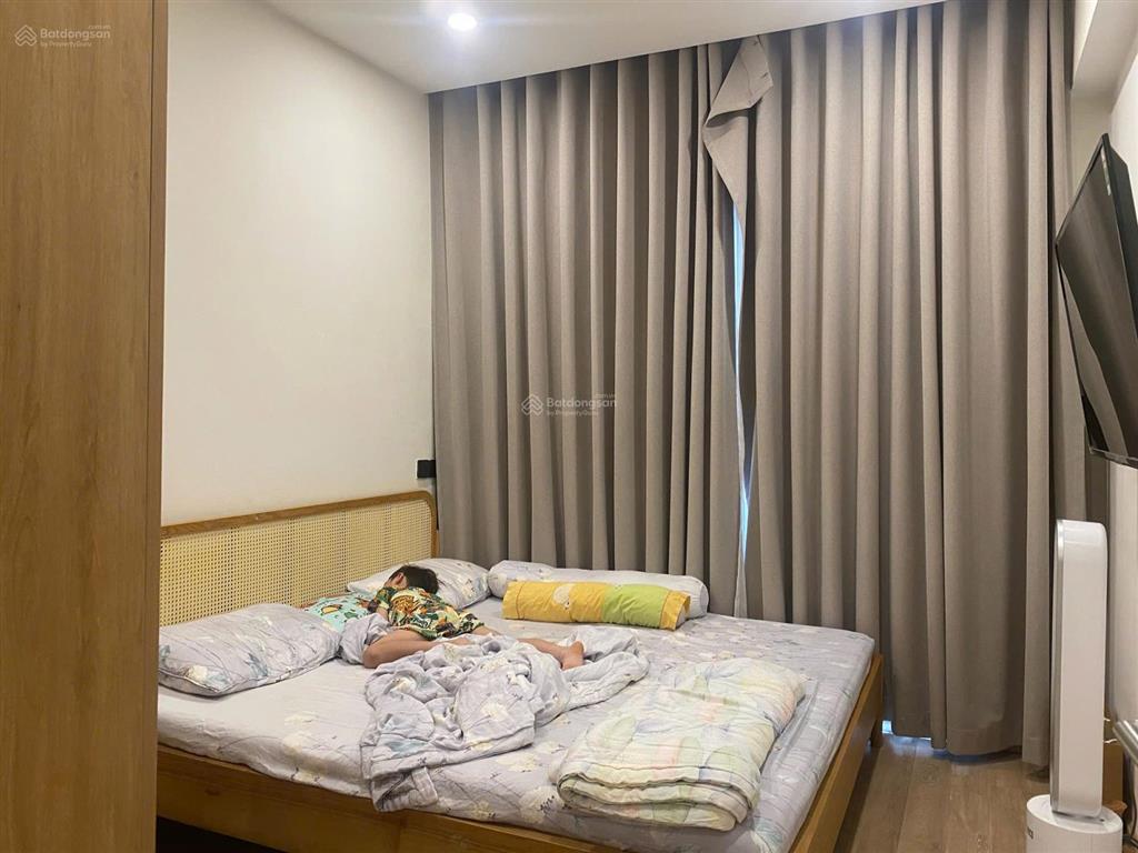 Cần bán nhà đường phạm văn bạch  tân bình