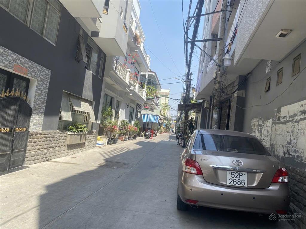 Bán nhà lạc long quân hxh mới đẹp có thang máy  tặng full nội thất  quận 11