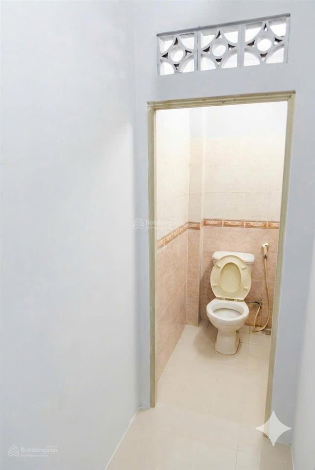 Bán nhà hẻm xe hơi ni sư huỳnh liên  tân bình