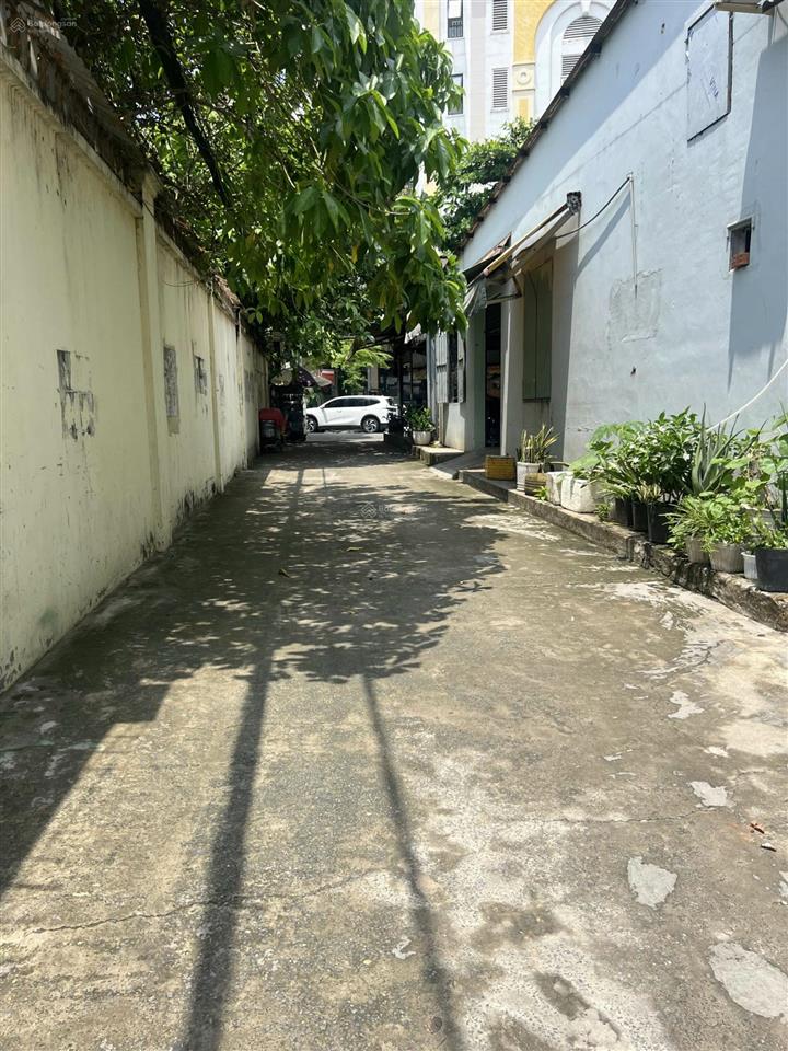 Bán nhà hẻm xe hơi đỗ cửa đường cống lở  tân bình