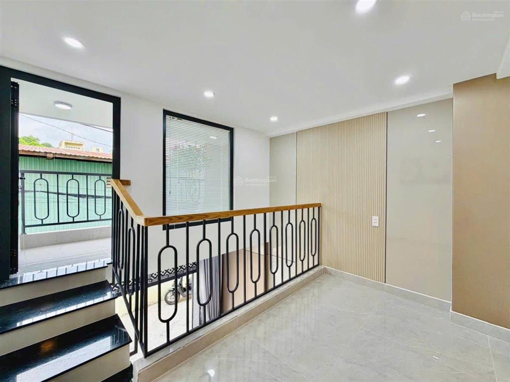 Bán nhà hẻm xe hơi đỗ cửa đường cống lở  tân bình