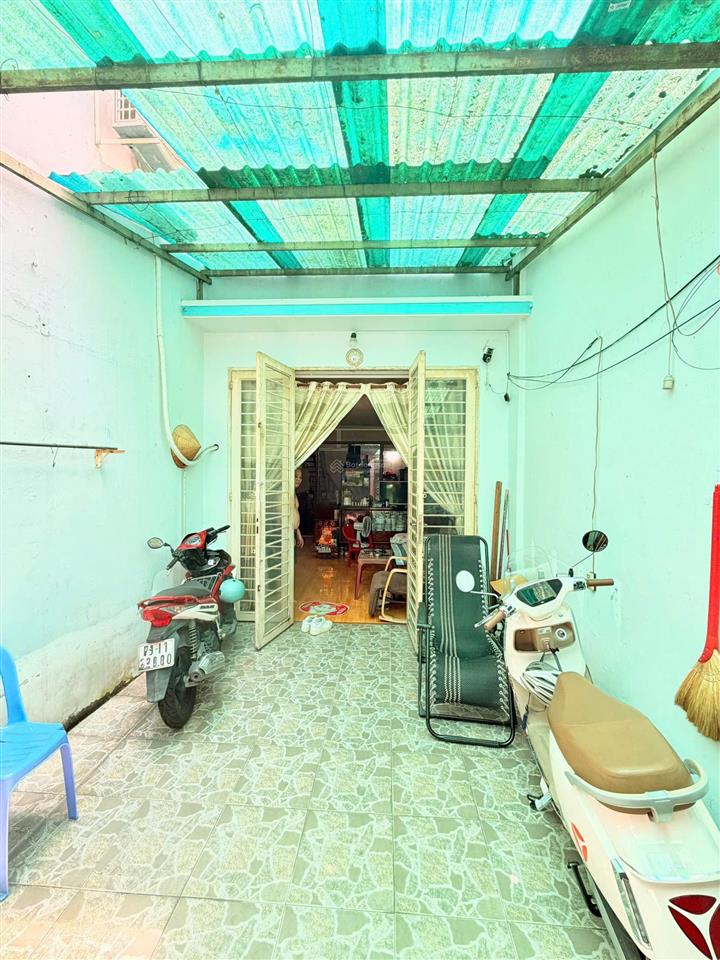 Bán nhà hẻm xe hơi võ thành trang  tân bình