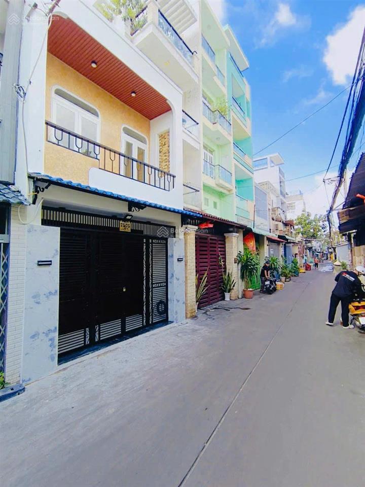 Nhà mặt tiền đường số 1 khu bàu cát cần bán