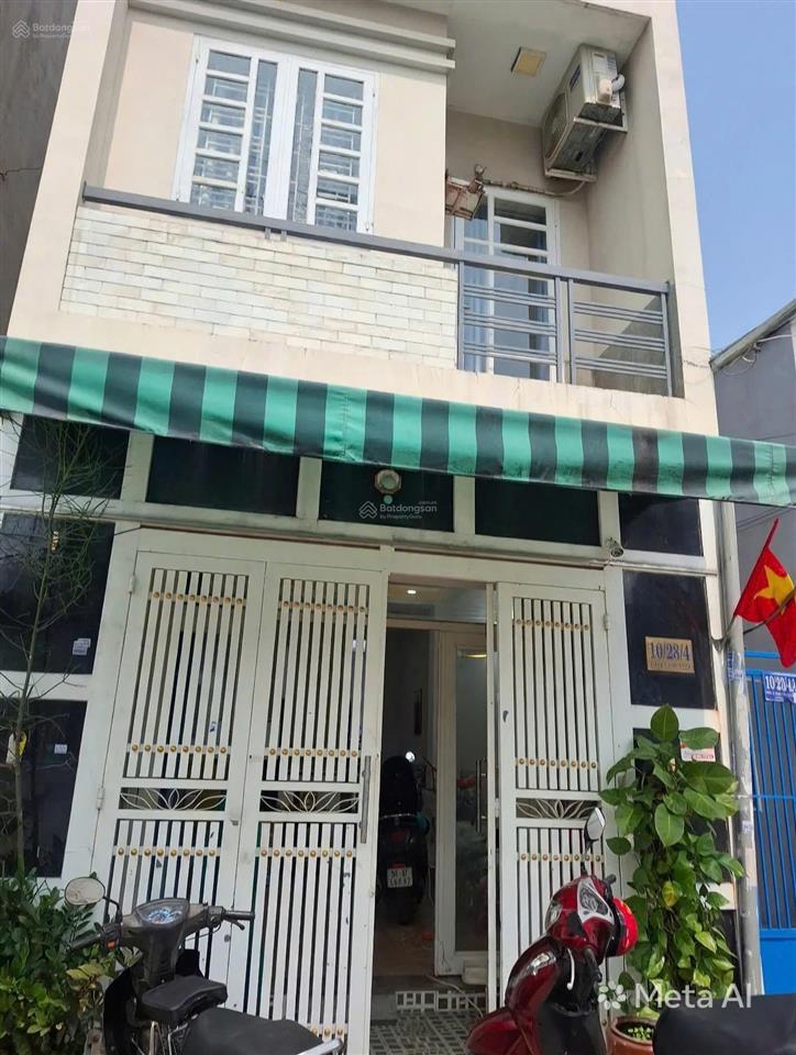Ngộp ngân hàng cần bán gấp nhà đường cống lở  tân bình
