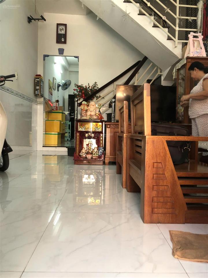 Cần bán gấp nhà đẹp lạc long quân  tân bình
