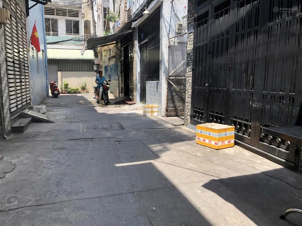 Cần bán gấp nhà đẹp lạc long quân  tân bình