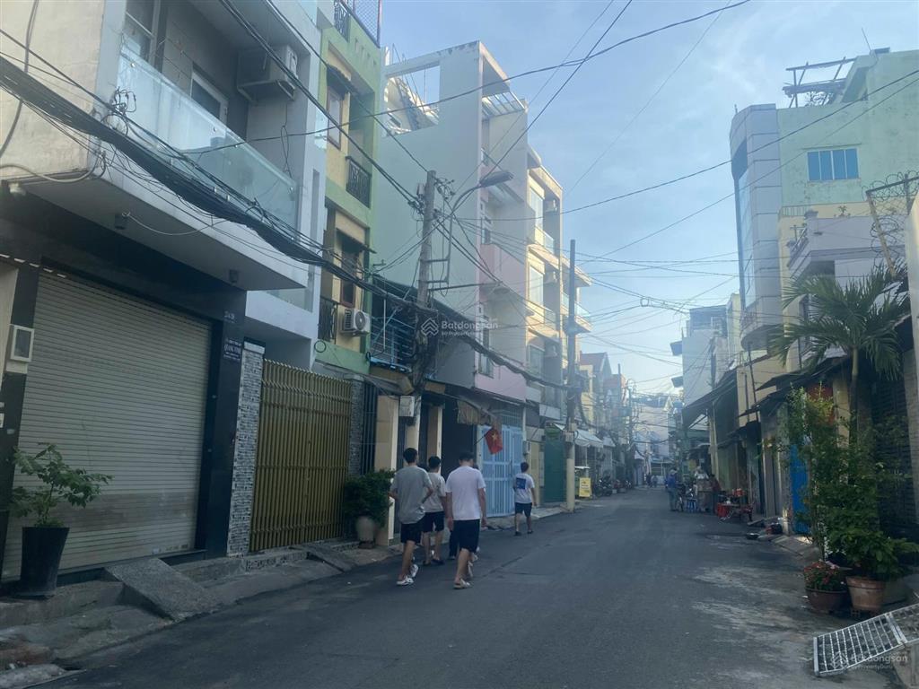 Nhà mới btct  có thang máy tặng full nội thất cần bán