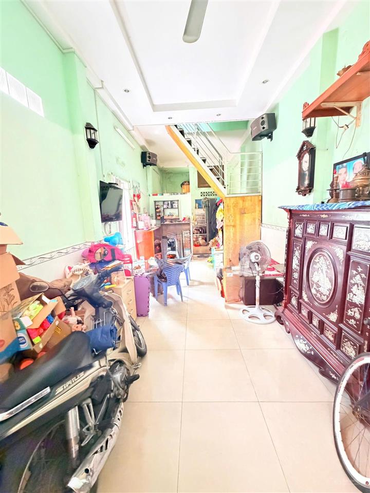 Bán nhà đường tân hải trung tâm tân bình